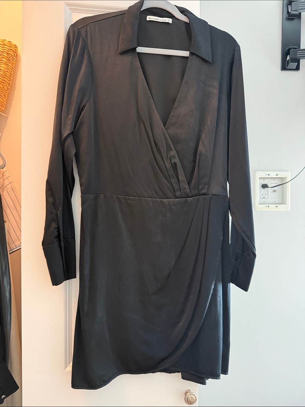 Abercrombie & Fitch Black Long-Sleeve Wrap Dress